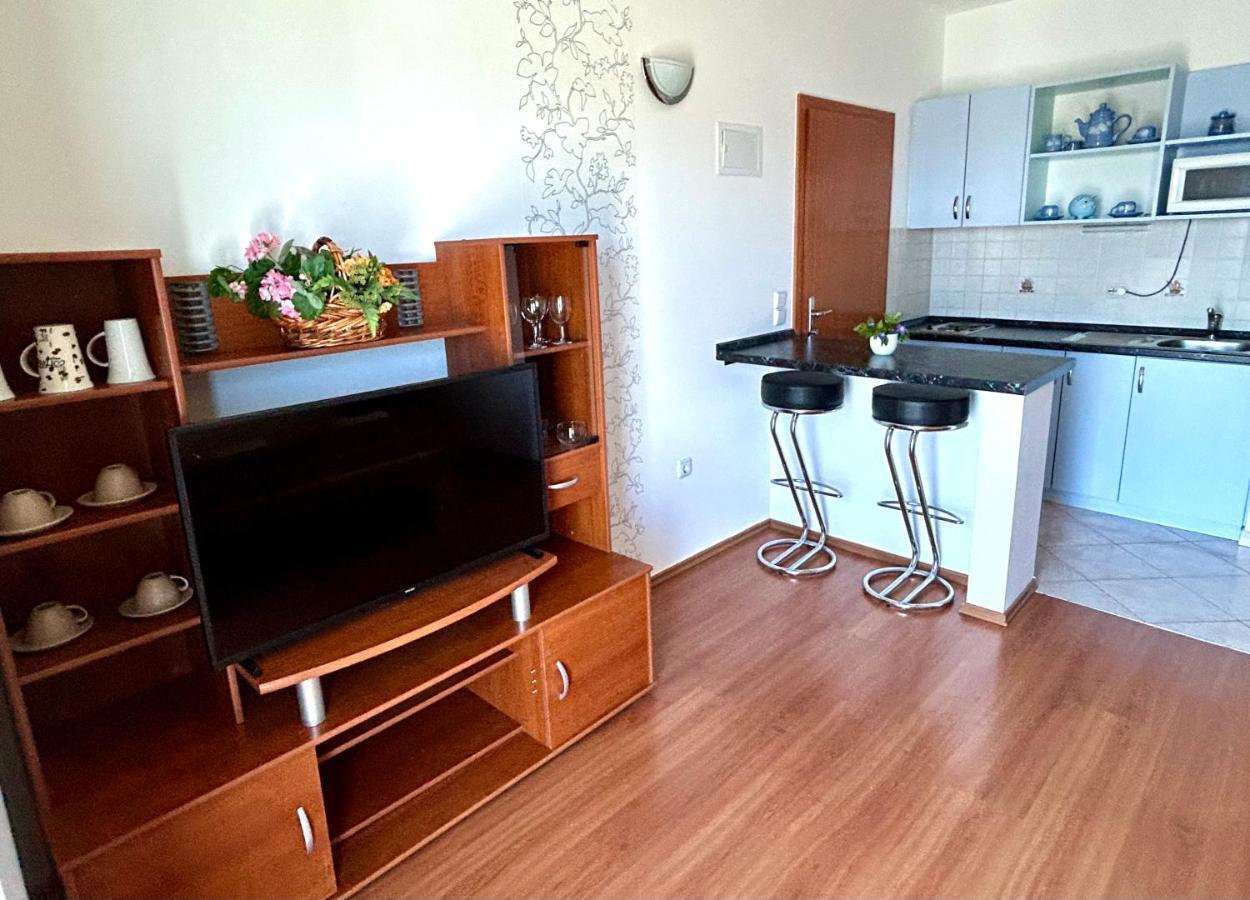 Apartments Stokic 拉布 外观 照片