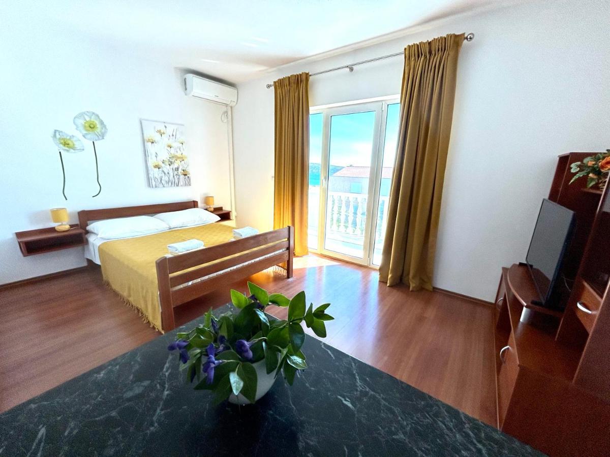 Apartments Stokic 拉布 外观 照片